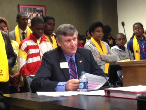 Bill proposing moratorium on school mergers advances