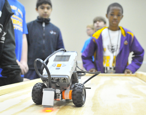 Robotics competition engages young minds