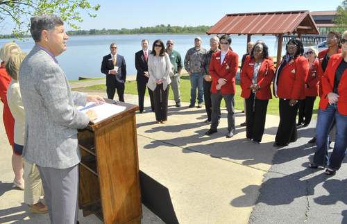 Electronic sign dedicated at Saracen Landing