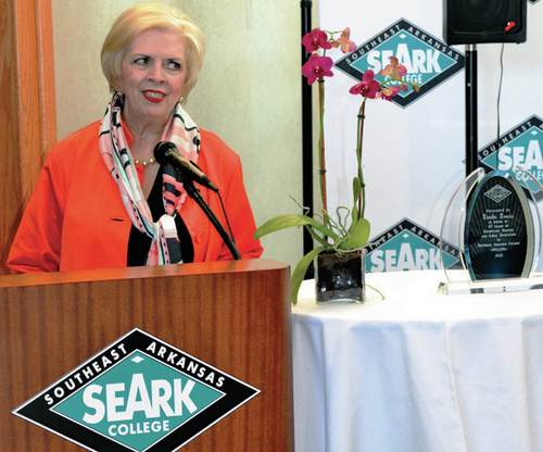 Reception honors Lewis’s service to SEARK College