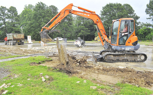 UAPB chancellor’s residence demolished; board to review options