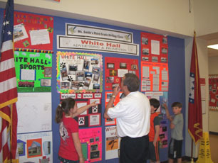 Alderman visits students