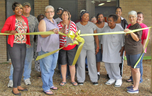 Arkansas City opens community pantry