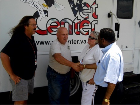 Mobile veteran help center visits Pine Bluff