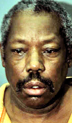 Man allegedly threatens girlfriend with machete
