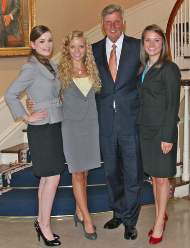 Gov. Beebe welcomes 2013 Ark 4-H Governor’s Award finalists