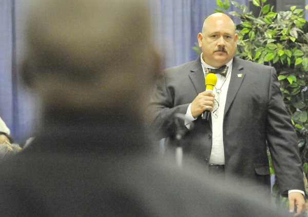 Residents voice strong opinions at town hall meeting