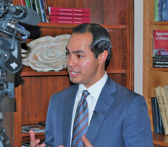 San Antonio mayor lauds private option, pushes immigration reform