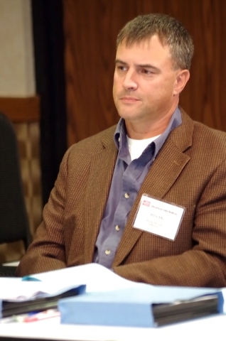 Bonds attends State Resolutions Committee meeting