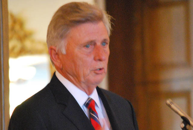 GOP director sues Beebe to gain info on prospective appointees