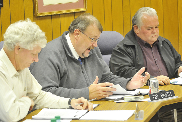 School board votes to sell former Redfield Middle School