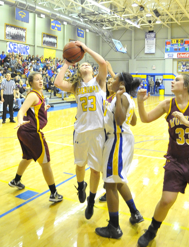 Free throws seal victory for Lady Yellowjackets