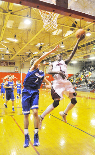 Zebras withstand rally, beat Hornets