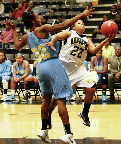 Lady Lions upset first-place Jags, snap skid