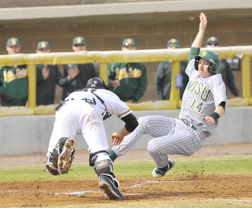 Straka, Bison throw shutout
