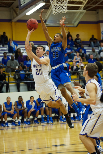 Cold shooting spoils Billies’ night