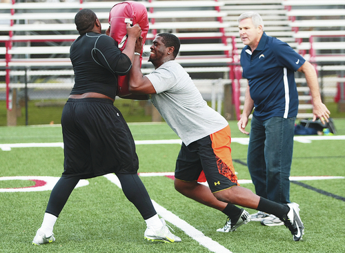 Combine of their own: Golden Lion seniors perform for NFL scouts