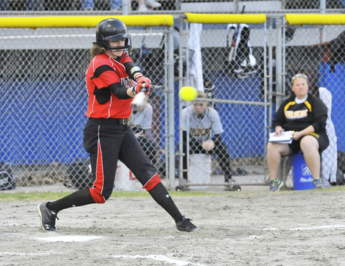 Lady Bulldogs pitch 10-0 shutout