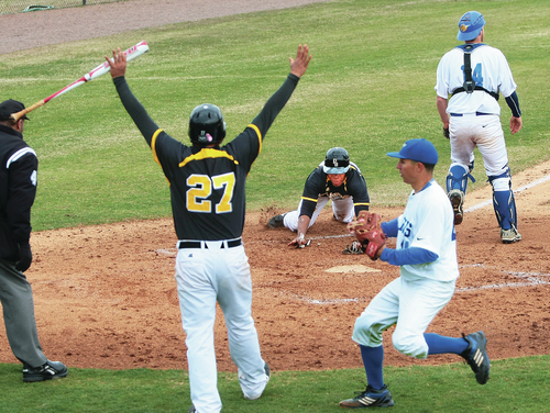 Lions recover from no-hitter