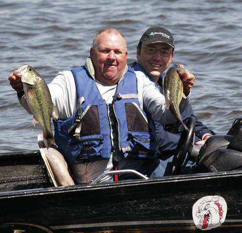 Hamburg natives win bass tournament