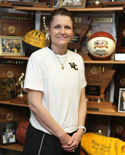 Lady Wildcats thrived in clutch under Henderson