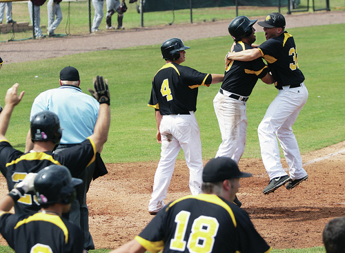 Lions clinch series with DH sweep