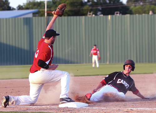 Cabot handles Simmons at home