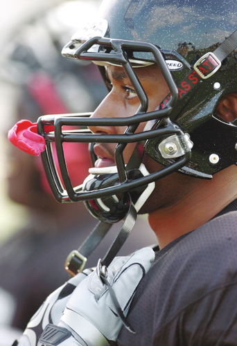 House Divided: Father, son to meet in fall opener