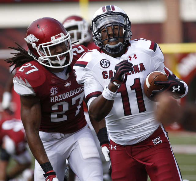 Arkansas’ D has no answer for South Carolina