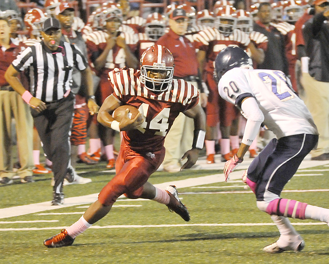 Zebras, Wildcats to clash in battle of first-place teams