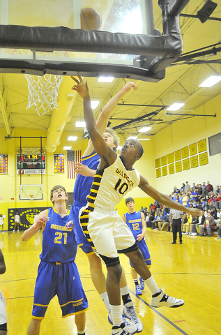 Brown’s floater lifts Wildcats over Jackets