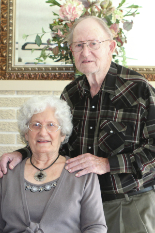 Gene and Lena Owen celebrate 60th wedding anniversary