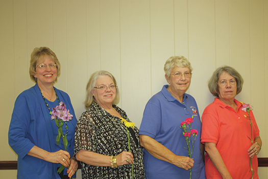WH Garden Club has program on roses, installation of officers