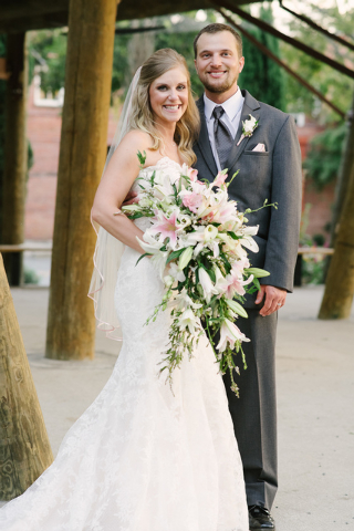 Younger, Dean wed in September