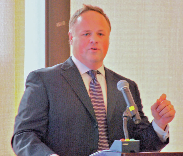 Darr under growing pressure to step down