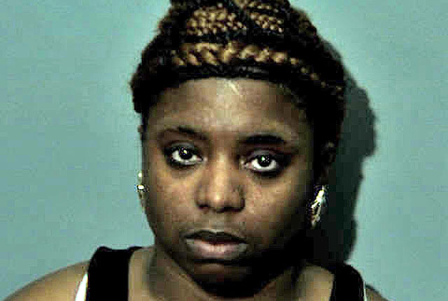 Woman arrested after allegedly stabbing boyfriend