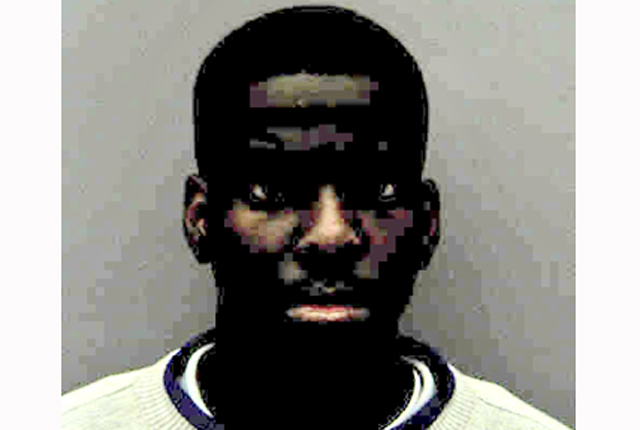 Cash-only bond in alleged robbery