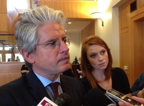 Former Clinton foe decries Clinton hatred’