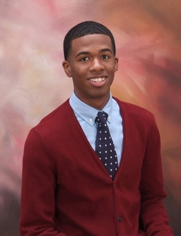 Edwards receives UAPB scholarship