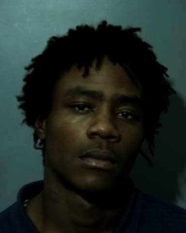 Man on parole accused of beating girlfriend