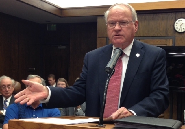 State panel wants review of academic-distress rules for alternative schools