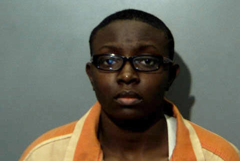 Woman arrested after allegedly cashing checks twice