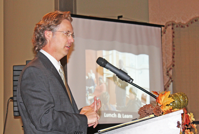 SEARK College debuts fundraising campaign, recognizes former board members
