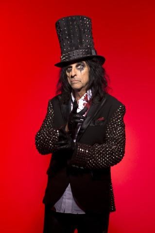 Entertainment: Alice Cooper Keeps You in Stitches