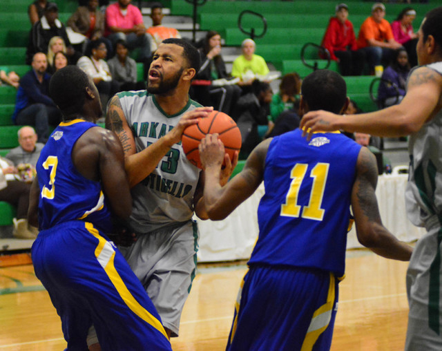 UAM men beat SEOSU, move into first place