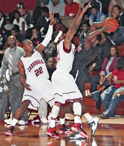 Counting on Defense: Cardinals overcome bad shooting night