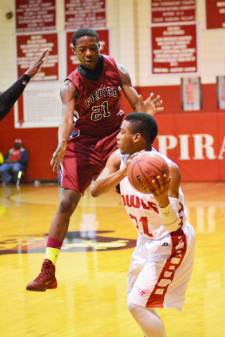 Owls win district to stay unbeaten