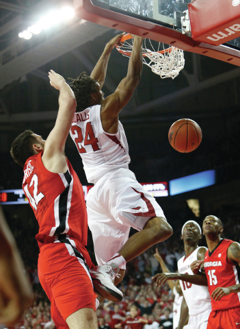 Hot But Cool: Streaking Razorbacks keep perspective in midst of success