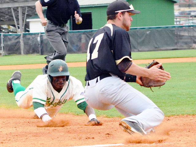 Weevils sweep Bisons in GAC doubleheader