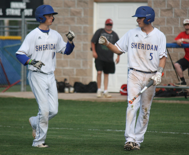 Yellowjackets run-rule struggling Bulldogs
